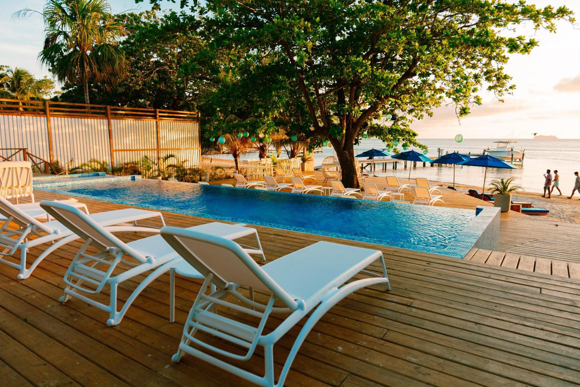 Blue Roatan Resort 西湾 外观 照片